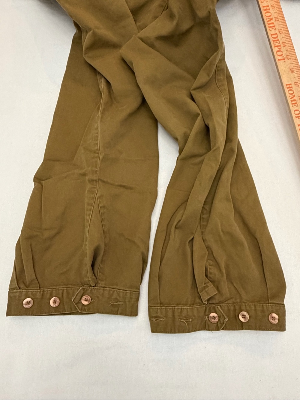 Patagonia Women’s Cotton Baggy Tapered Button Cuff Hiking Pants Brown Sz16
#B655 - Picture 9 of 10